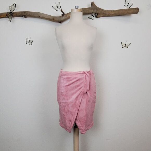 Seek the label Revolve faux suede wrap skirt - Picture 2 of 14